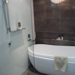 LUXE Wedgewire Linear Drain, 36" 11 LUXE Wedgewire Linear Drain, 36" -Warm Bathroom 2bb11ce204e4d276 4860 w800 h800 b0 p0