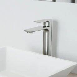 VIGO Norfolk Single-Handle Single Hole Bathroom Vessel Sink Faucet -Warm Bathroom 92c1a1540f479a21 2330 w800 h800 b0 p0