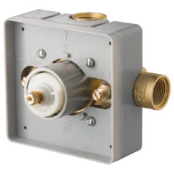 Colton Shower Set, Two Functions, Brushed Nickel -Warm Bathroom d0412a0f08acad2b 1549 w800 h800 b1 p0