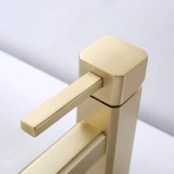 Legion Furniture Single-Hole Single-Handle Bathroom Faucet, Gold 8 Legion Furniture Single-Hole Single-Handle Bathroom Faucet, Gold -Warm Bathroom f6e167d20c474f32 6149 w800 h800 b0 p0